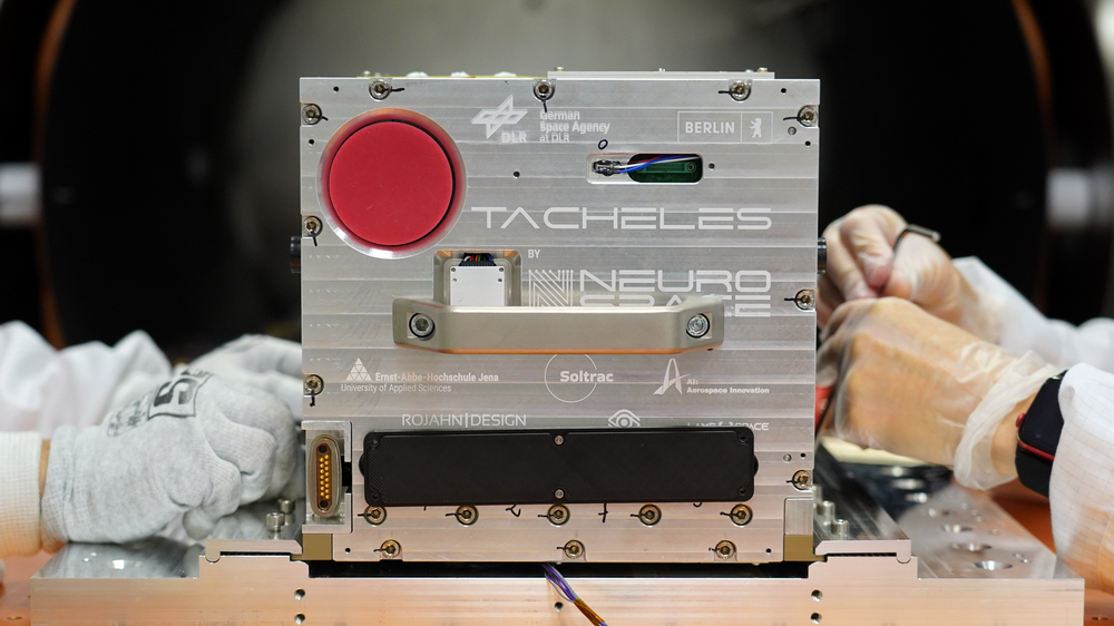 {:de}TACHELES{:}{:en}TACHELES{:}